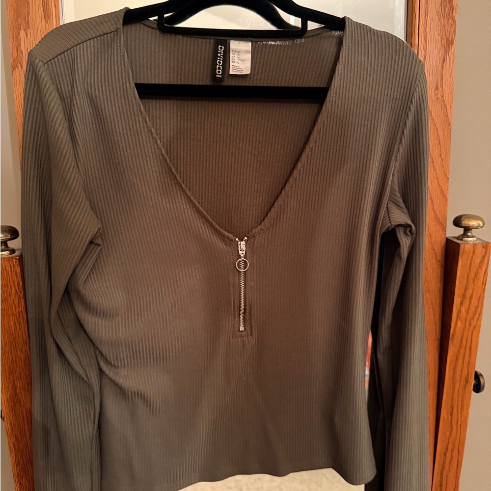H&M Olive Ribbed Long Sleeve Top